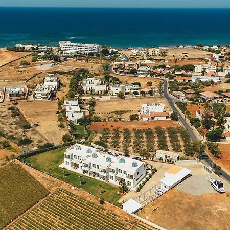 Grand White Agios Ioannis (Heraklion)